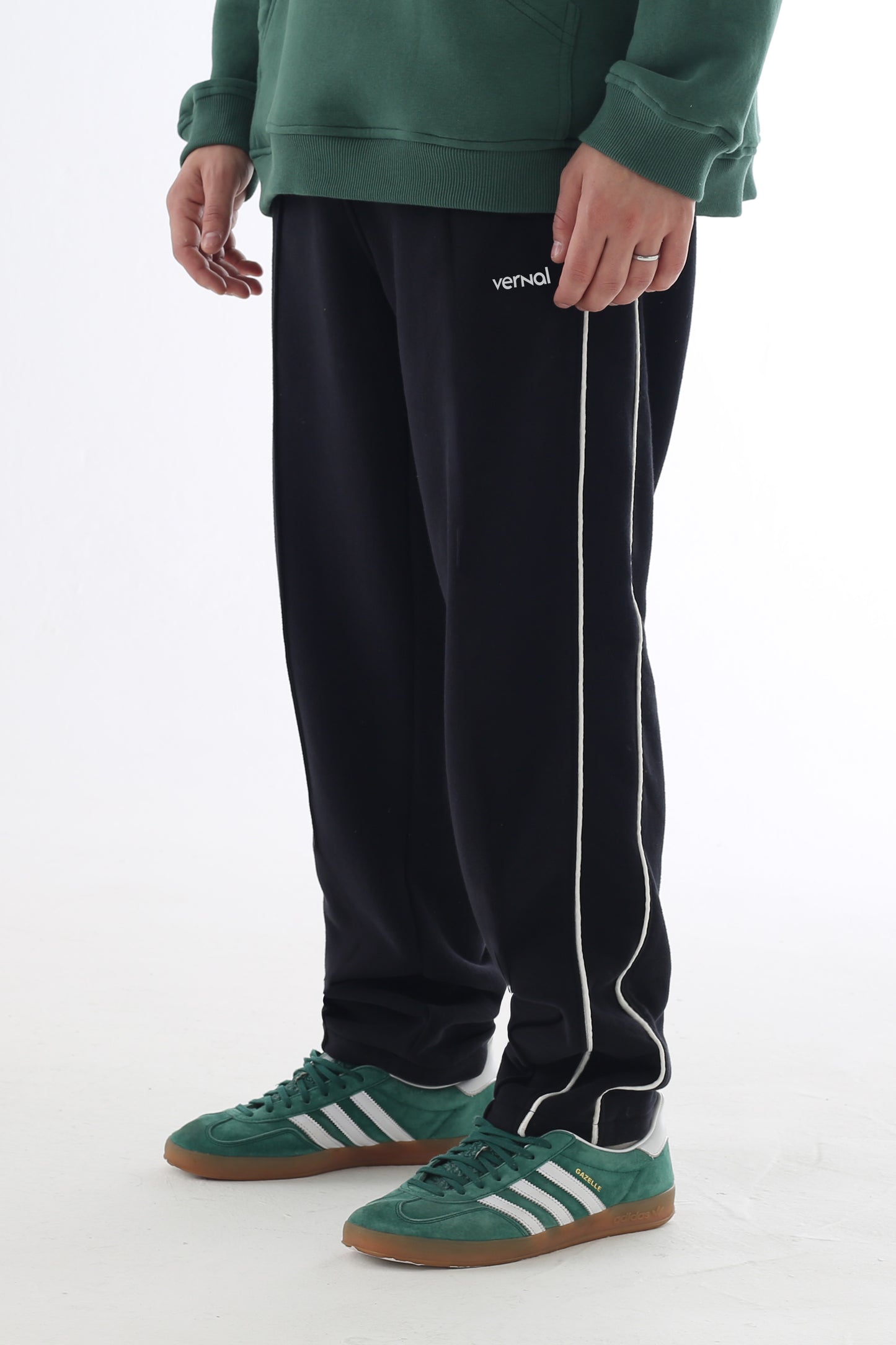 MOK Jogging (negro)