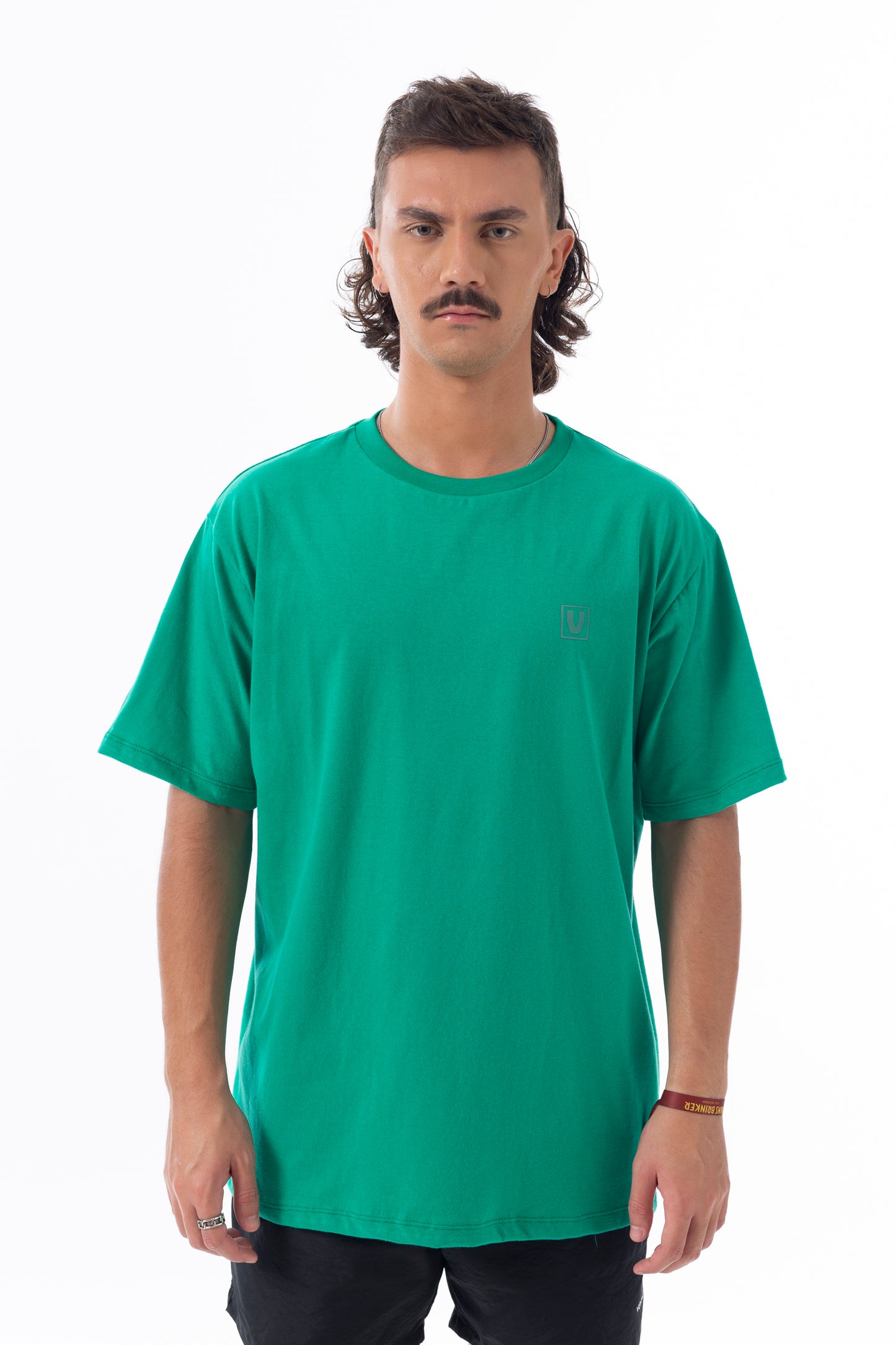 VERNAL BASiCS T-shirt (verde)