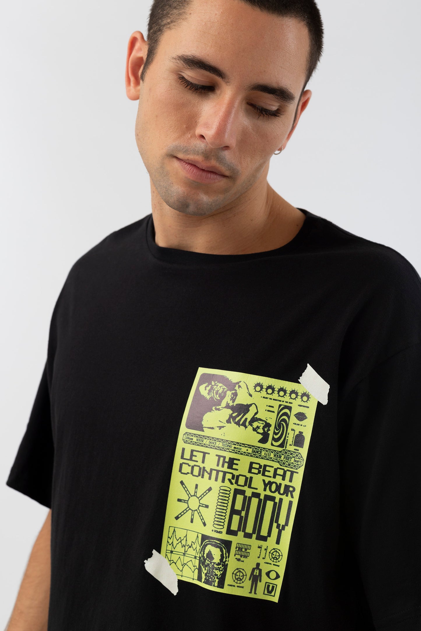 FEEL THE BEAT t-shirt